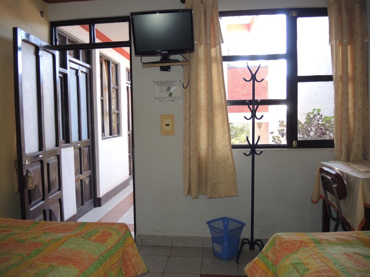 טופיזה Hostal Valle Hermoso מראה חיצוני תמונה