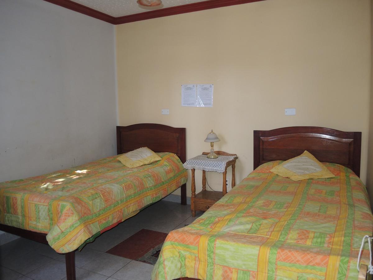 טופיזה Hostal Valle Hermoso מראה חיצוני תמונה