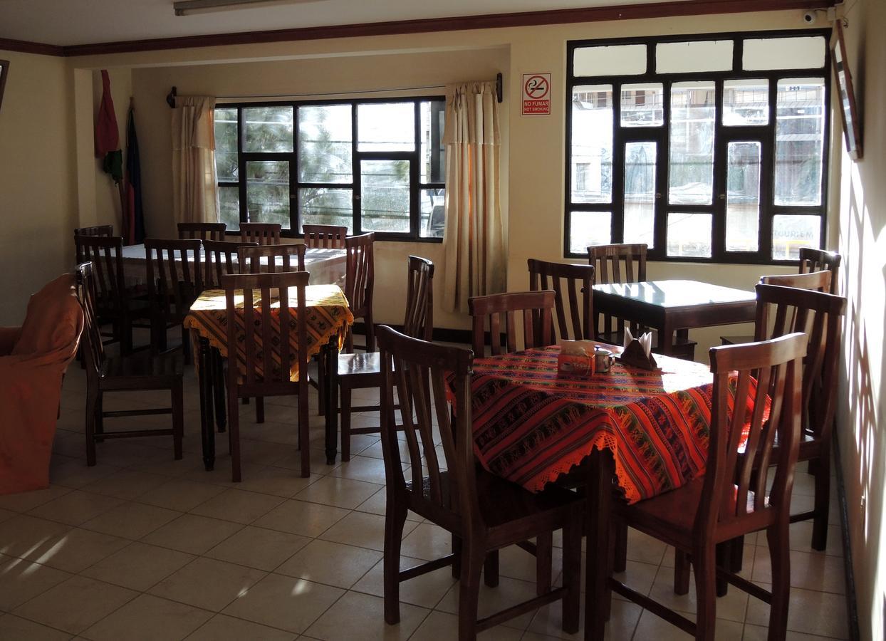 טופיזה Hostal Valle Hermoso מראה חיצוני תמונה